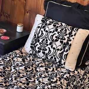 Yorke by Jennifer Taylor | Twin Comforter 4 Piece Set